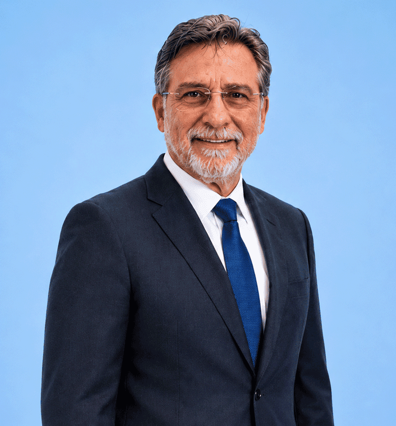 DR. FERNANDO AGUILERA